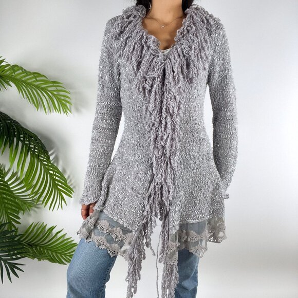 Vintage Gray Wool Cottagecore Shabby Chic Whimsigoth Knit Sweater Cardigan / M - Picture 3 of 8